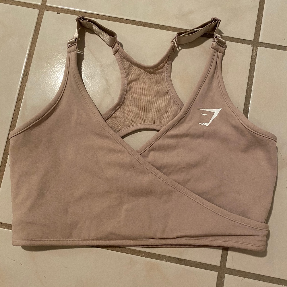 Gymshark Elite Sport Bra in TAUPE